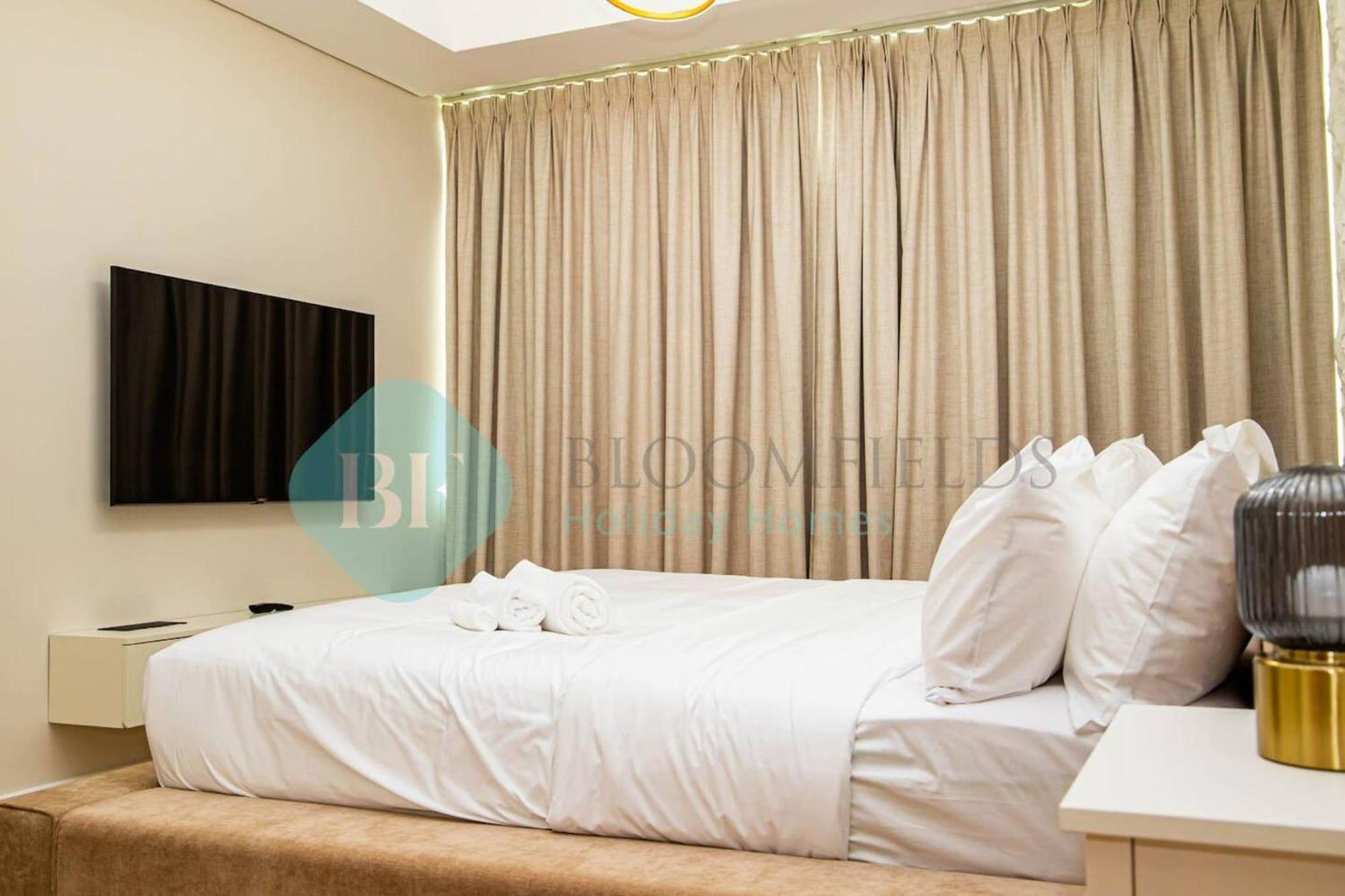 Bloomfields Mayan 3br Access Yas Island Apartment Abu Dhabi
